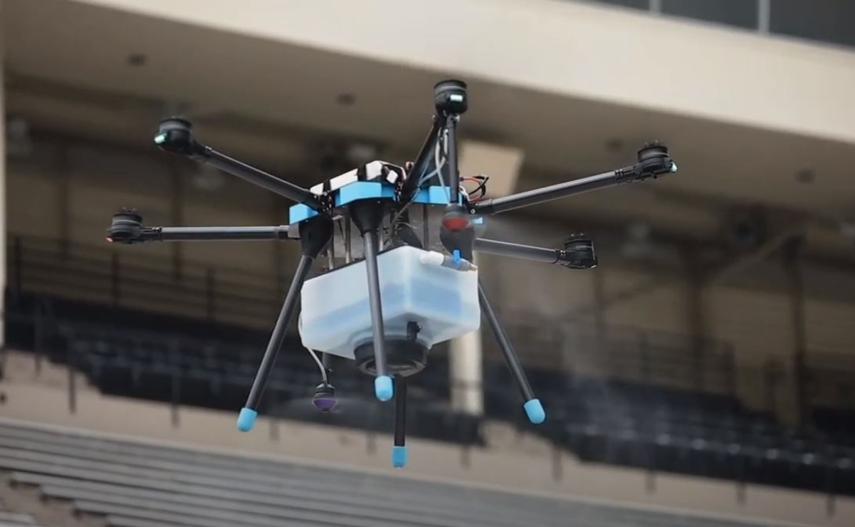 Drones desinfectarán estadio de Atlanta