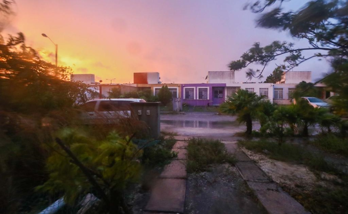 Estragos del huracán "Delta" en Puerto Morelos