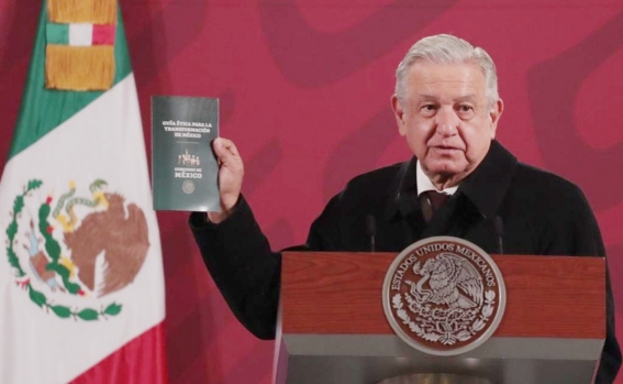 AMLO presenta la Guía Ética para la Transformación de México