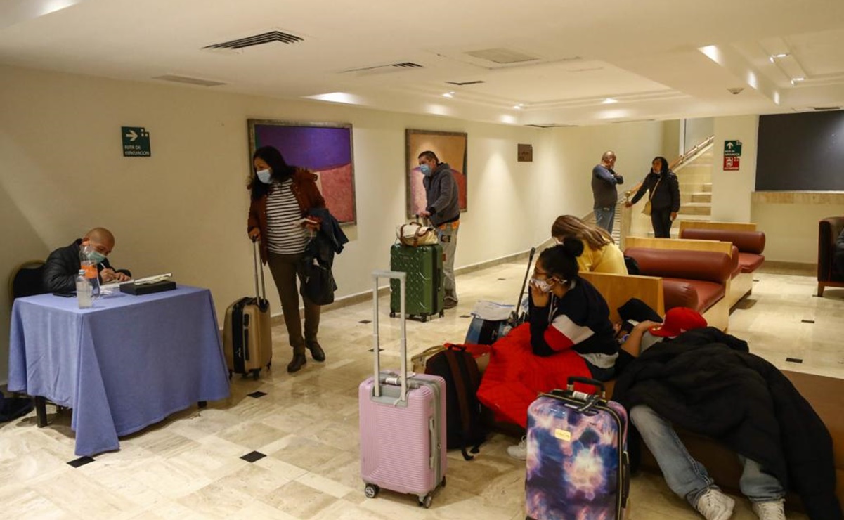 Coronavirus International passengers “suffer” from testing at the AICM