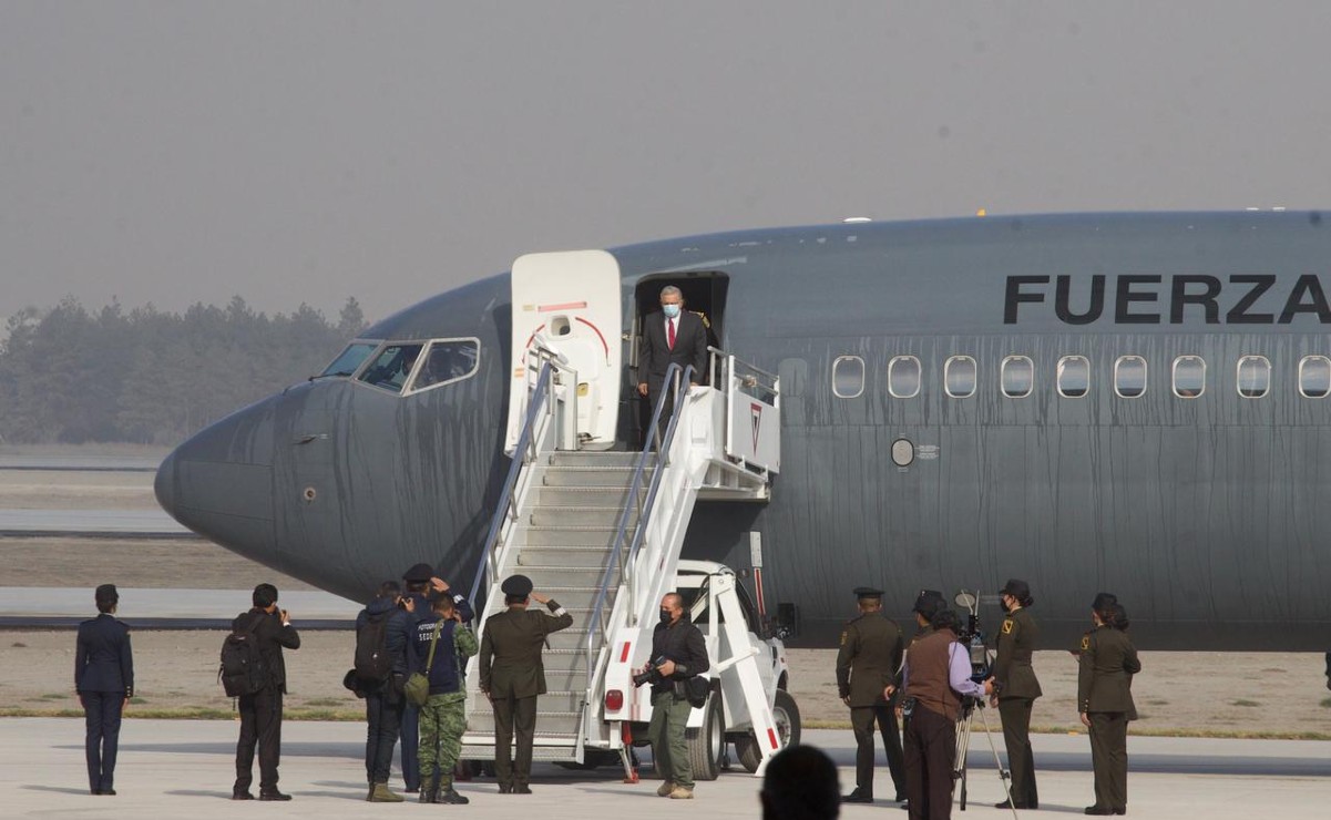 Aterriza vuelo inaugural de AMLO en pista militar del aeropuerto “General Felipe Ángeles”