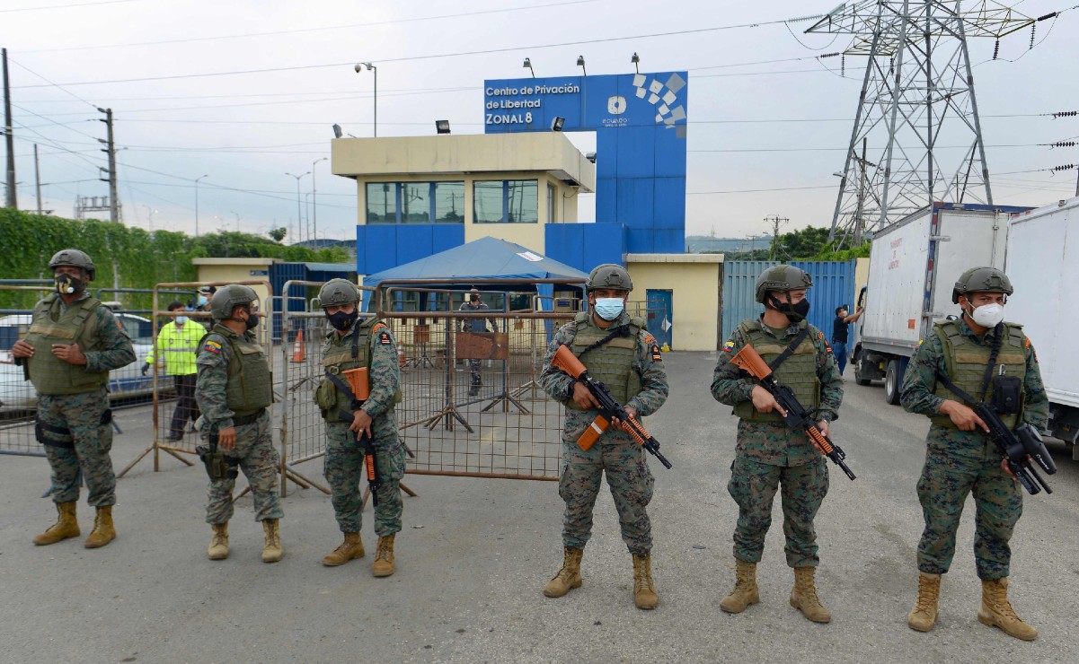 Motines en cárceles de Ecuador dejan al menos 50 muertos