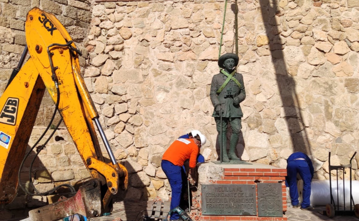 Retiran la última estatua de Francisco Franco de espacio público de España