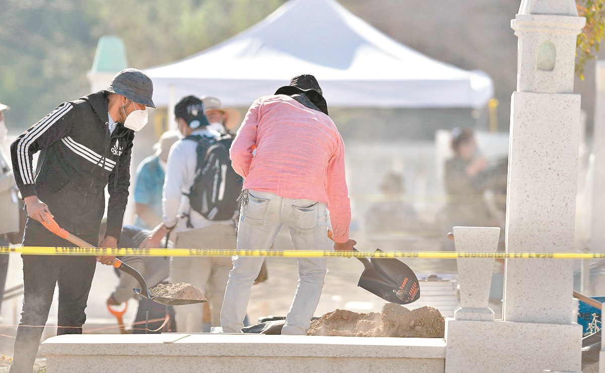 Avanza exhumación masiva en Torreón