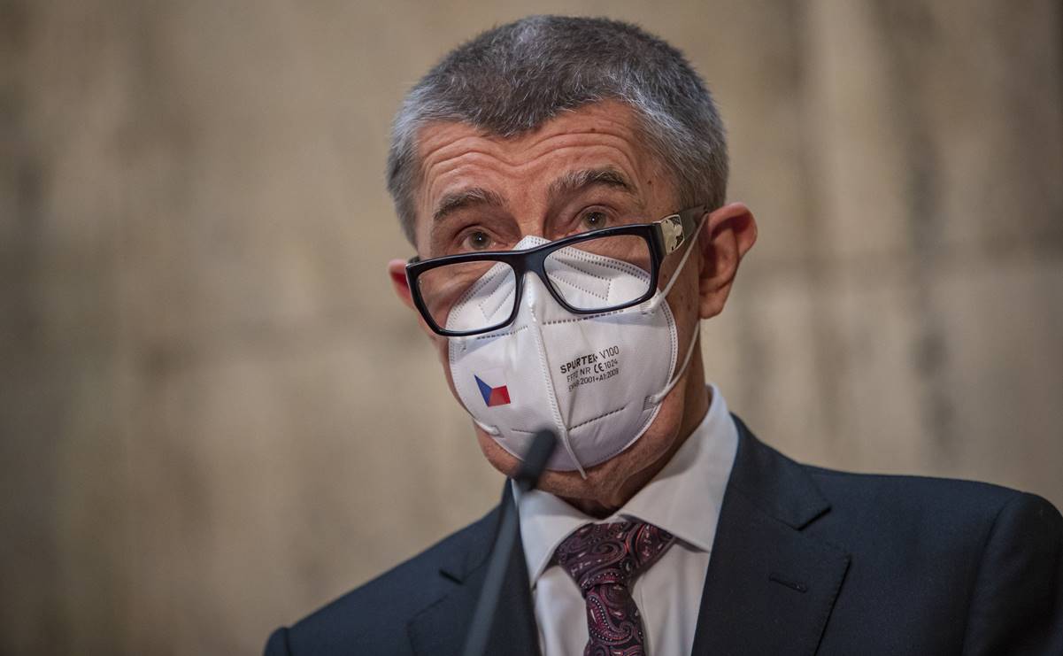República Checa expulsa a 18 diplomáticos rusos acusados de espionaje