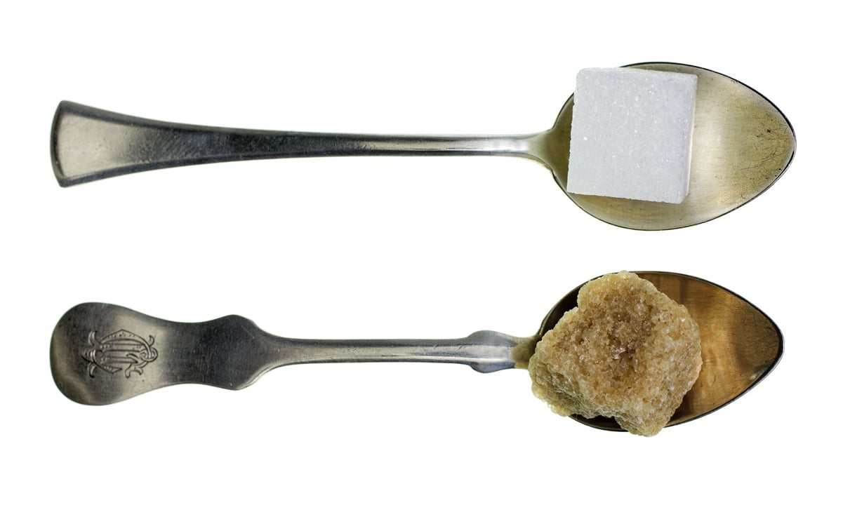 Azúcar blanca y azúcar morena: cuál es la diferencia