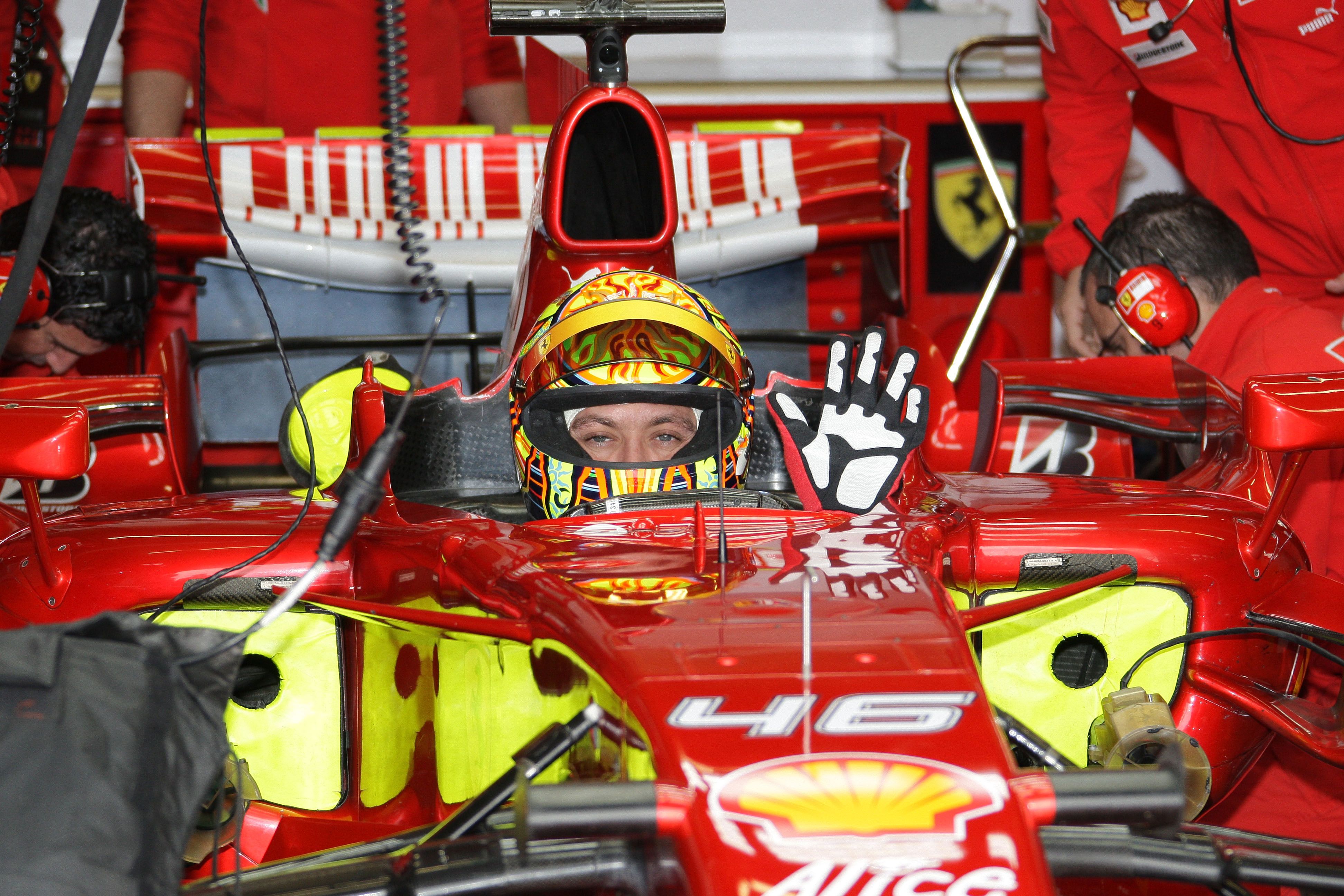 Valentino Rossi and Ferrari: when a Moto GP champion almost drove in F1 -  Ruetir
