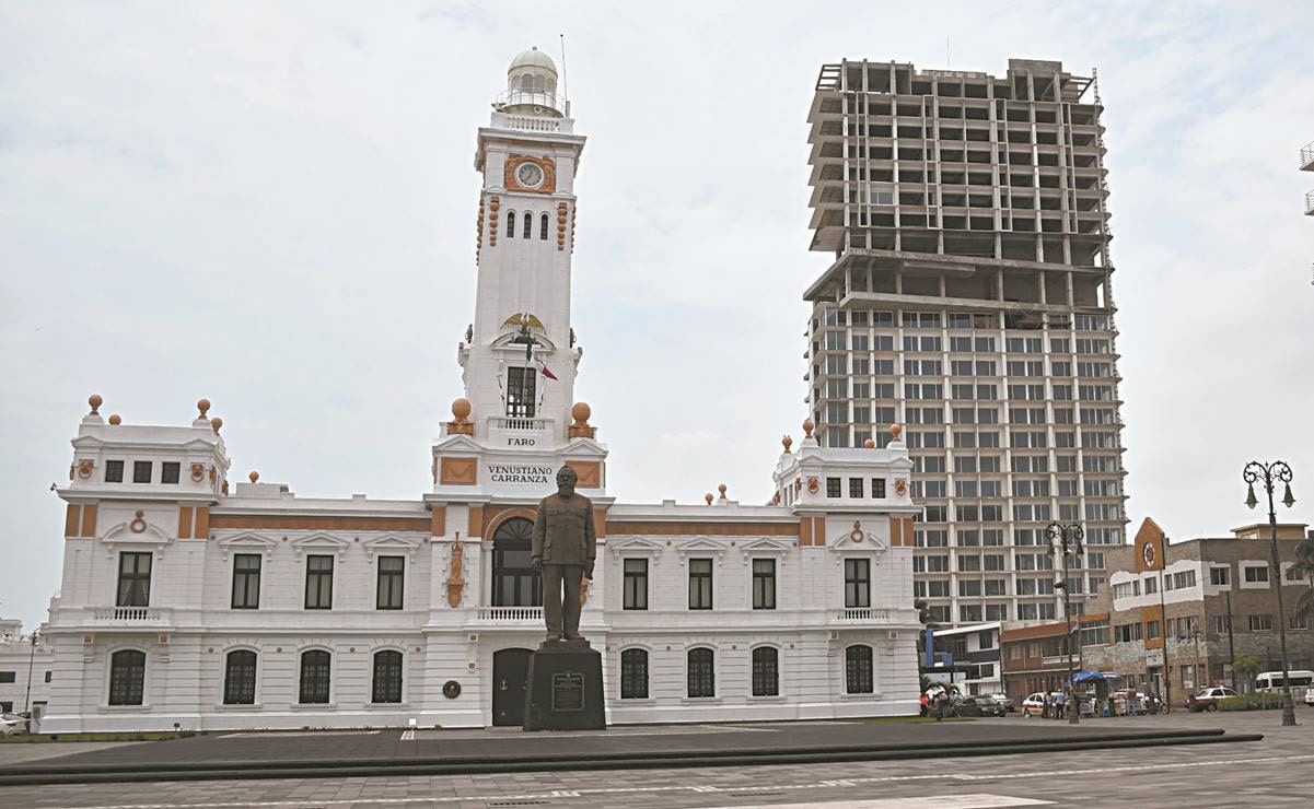 Torre de 24 pisos en Veracruz afecta el paisaje histórico