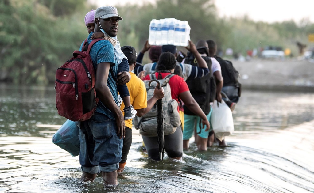Pasos del gobierno de Biden para abordar crisis migratoria en Del Río