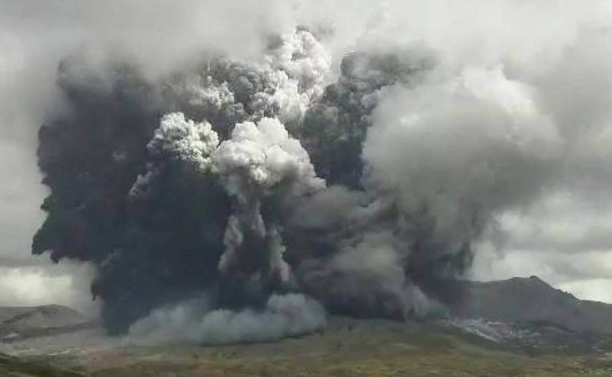 Erupción del Monte Aso en Japón
