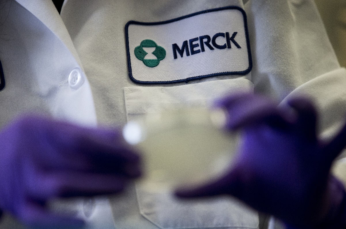 De ser aprobada, la píldora de Merck se convertiría en el primer tratamiento antiCovid ingerido desde casa en América