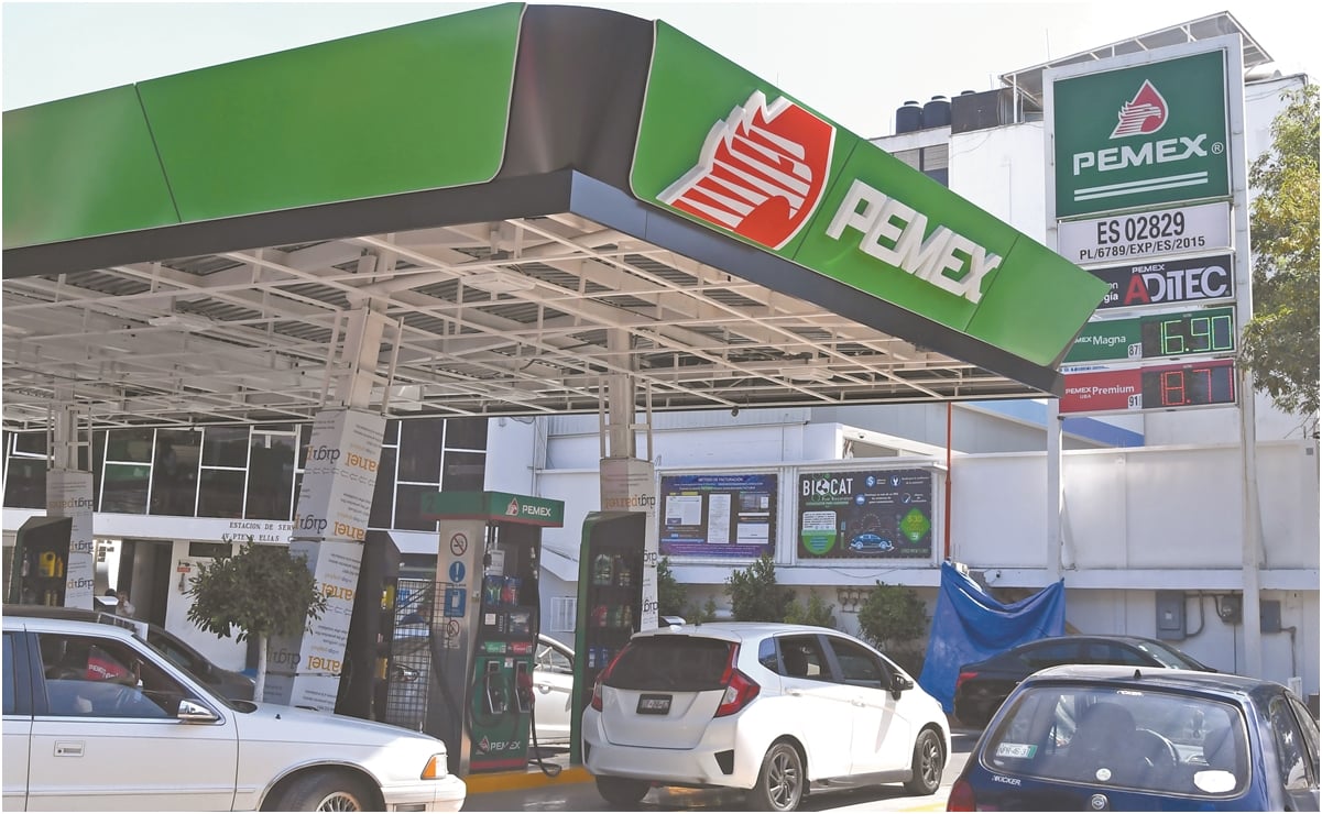 En 2021, las gasolinas aumentaron 2 y hasta 3 pesos por litro: CRE