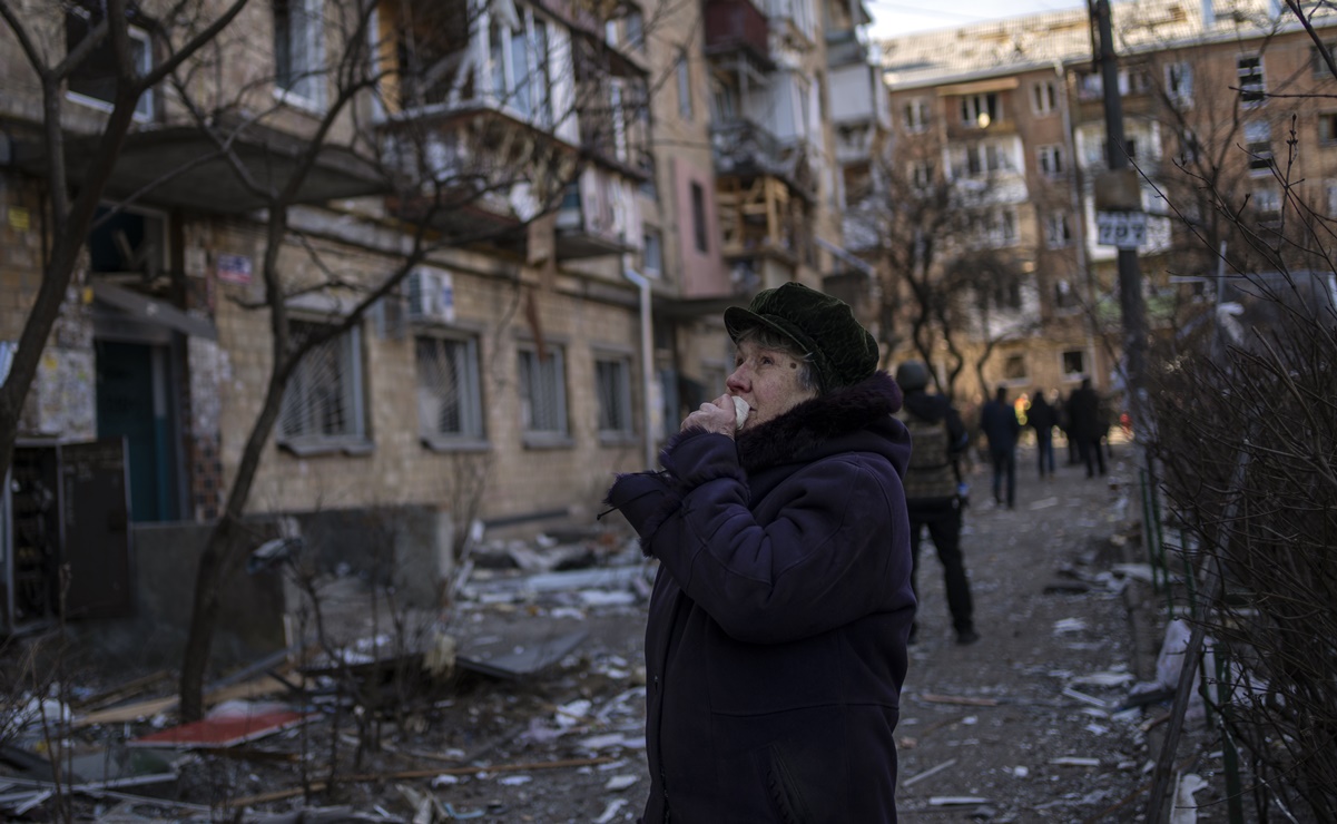 Ucrania acusa a Rusia de matar 56 personas en un hogar de ancianos