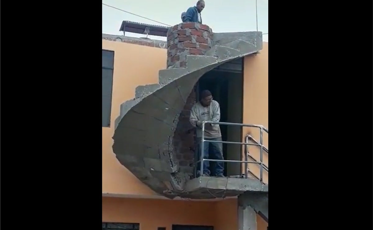 ¿Sin salida? Albañiles se vuelven virales por construir una extraña escalera 