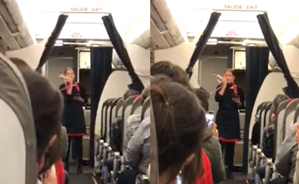 Steward pozostawia pasażerów bez słowa, śpiewając w trakcie lotu świąteczną piosenkę Mariah Carey