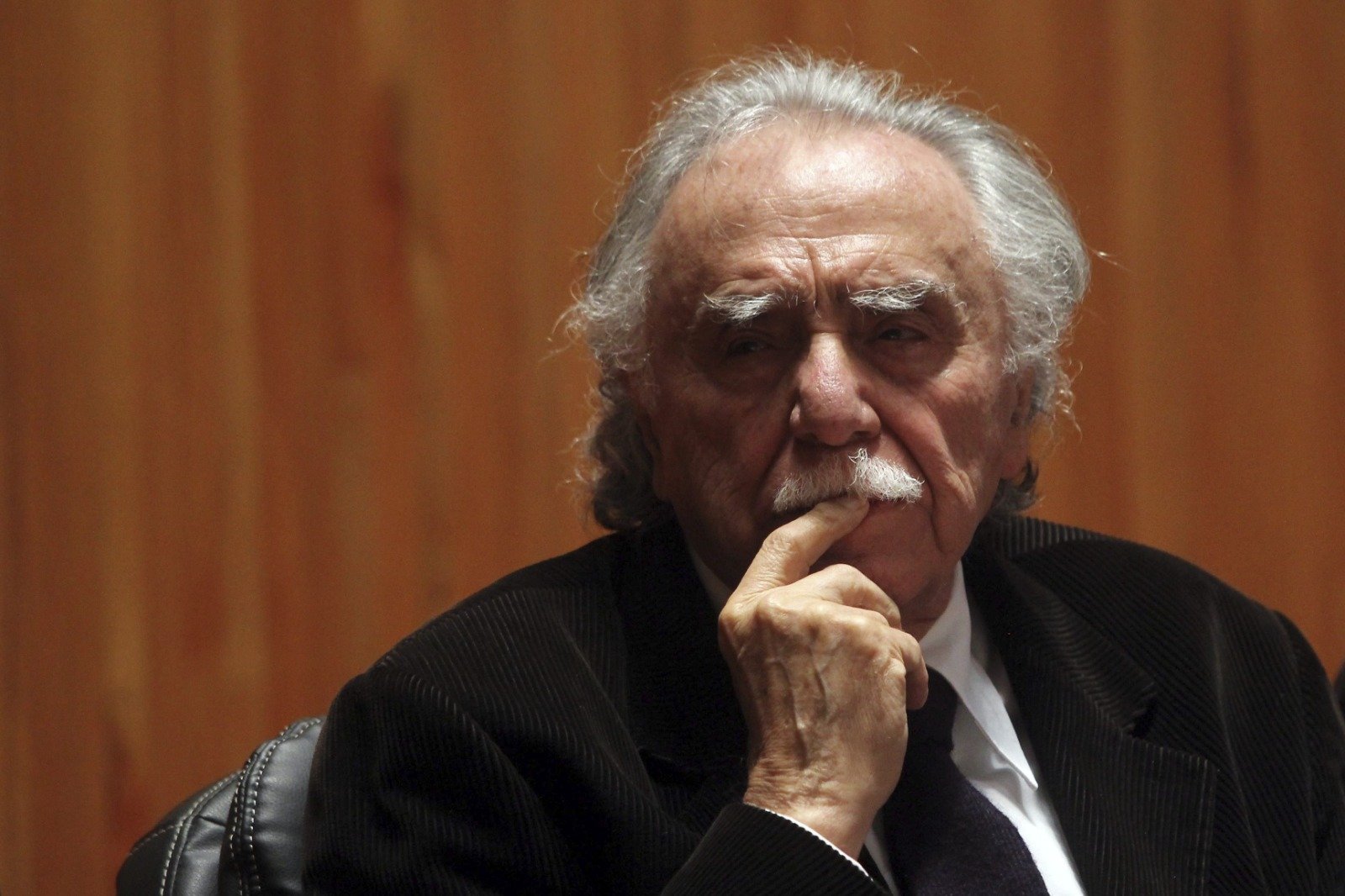 Muere Carlos Payán, director fundador de La Jornada