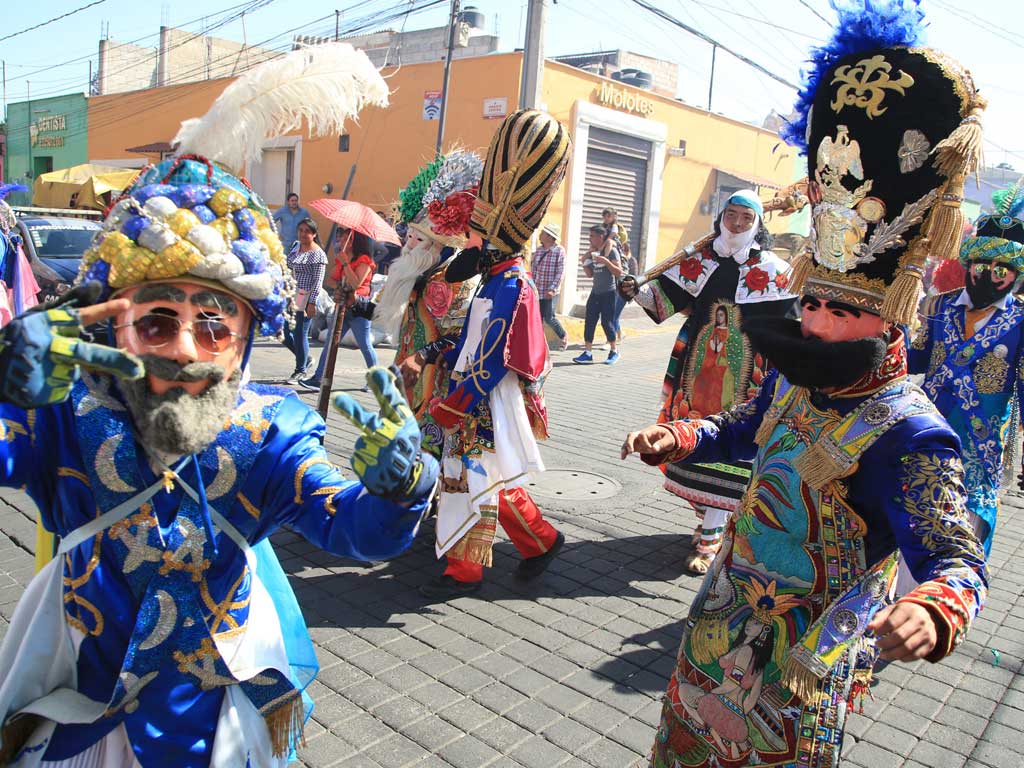 Carnaval en Puebla. Este es el origen de los huehues