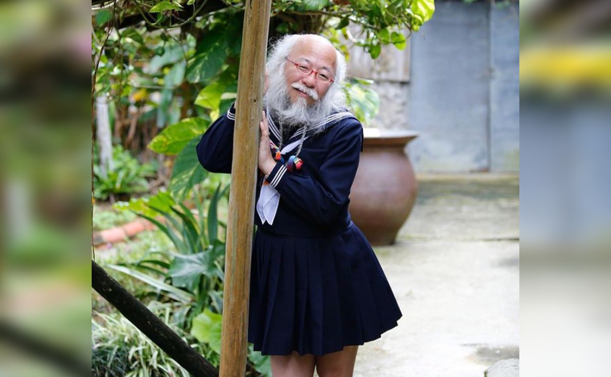 “Sailor Grandpa”, el ingeniero japonés que se viste de colegiala para ser libre