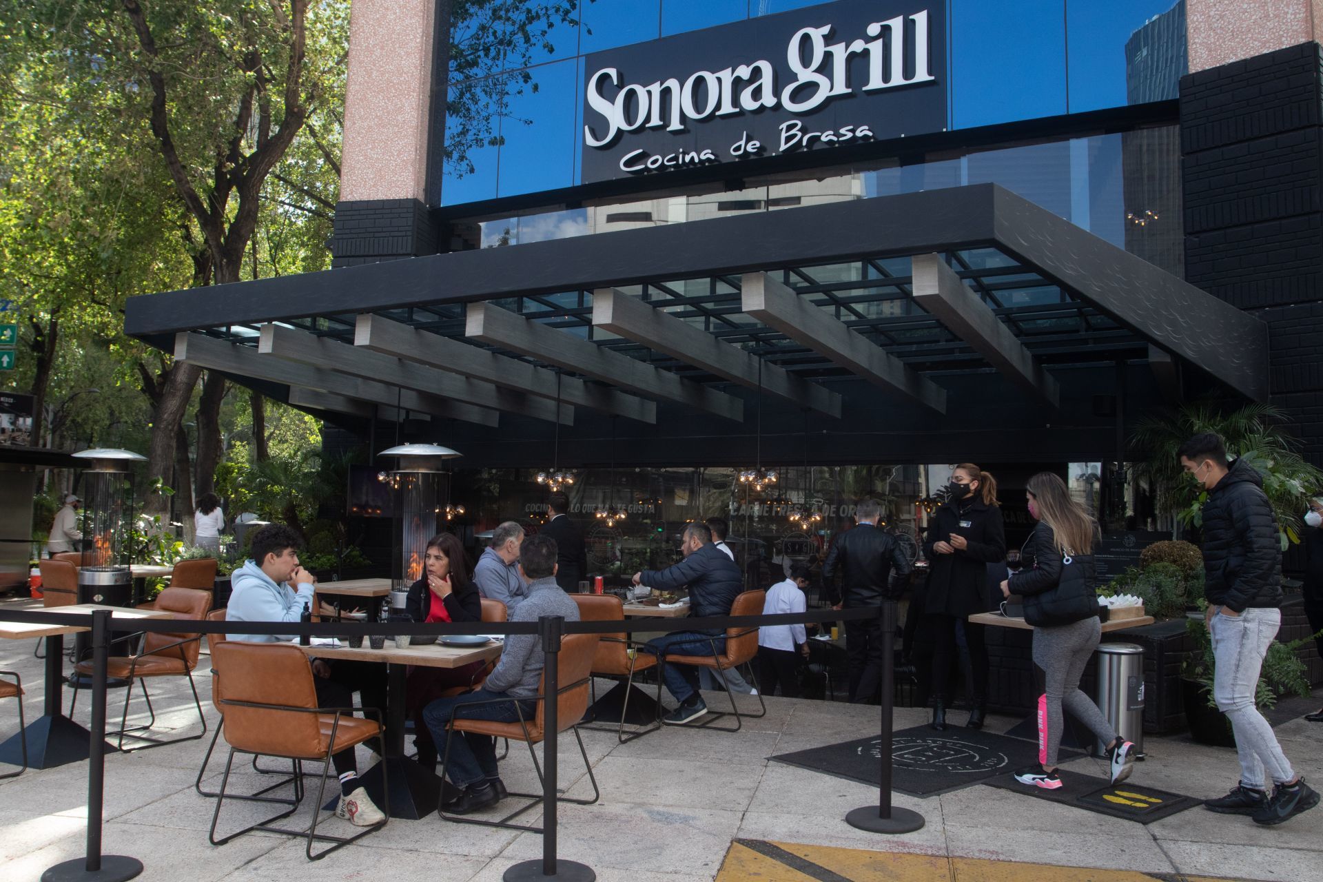 Sonora Grill. As&iacute; inici&oacute; en Puebla la exitosa carrera del restaurantero Ricardo A&ntilde;orve