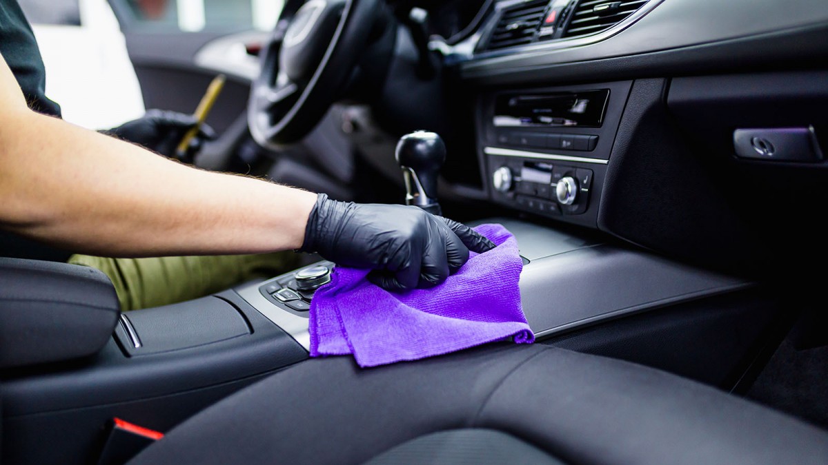 Coronavirus: cómo limpiar el interior de tu auto para prevenir el ...
