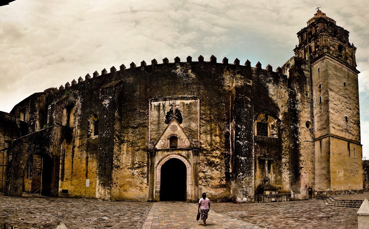 https://www.eluniversal.com.mx/sites/default/files/styles/f01-1023x630/public/2020/05/26/catedral_de_cuernavaca_image_by_danyrios13.jpg?itok=iZ0CzqGs