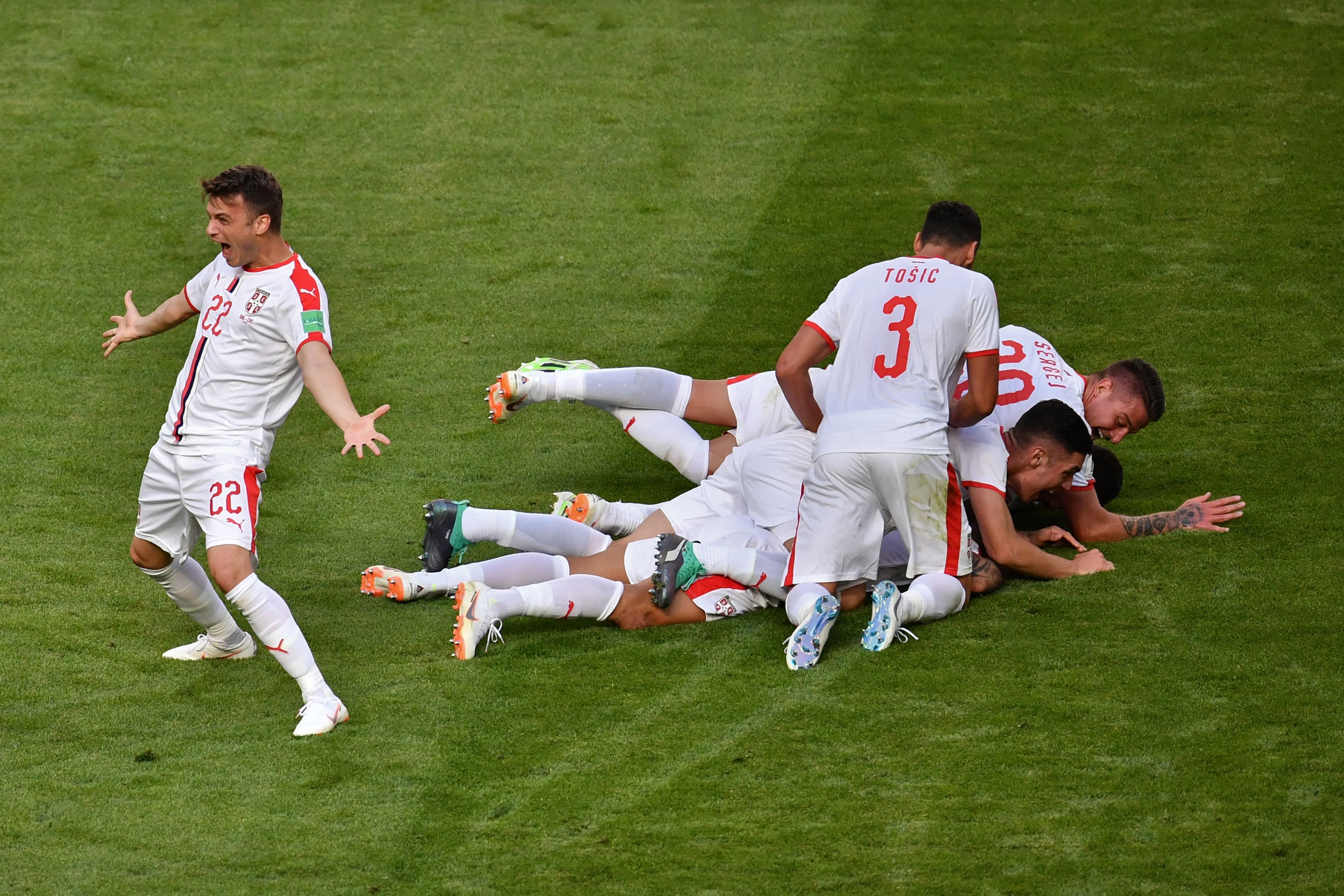 Costa Rica cae ante Serbia en su primer partido de Rusia 2018