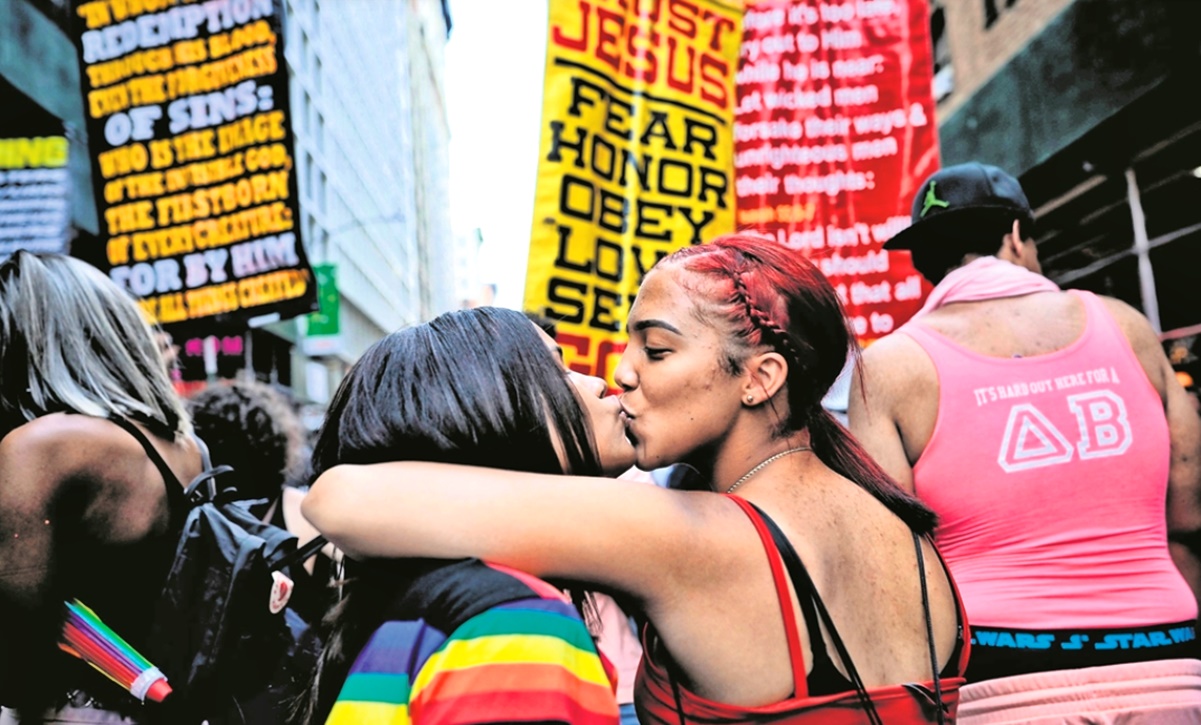 Respalda Segob defensa de derechos de la comunidad LGBTIQ+ 