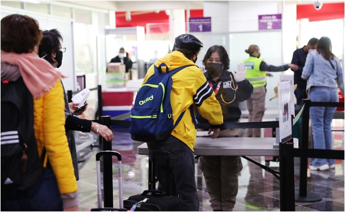 Aeropuerto de Toluca reactiva vuelos; viajeros ahorran dos horas en trayecto hacia el AICM