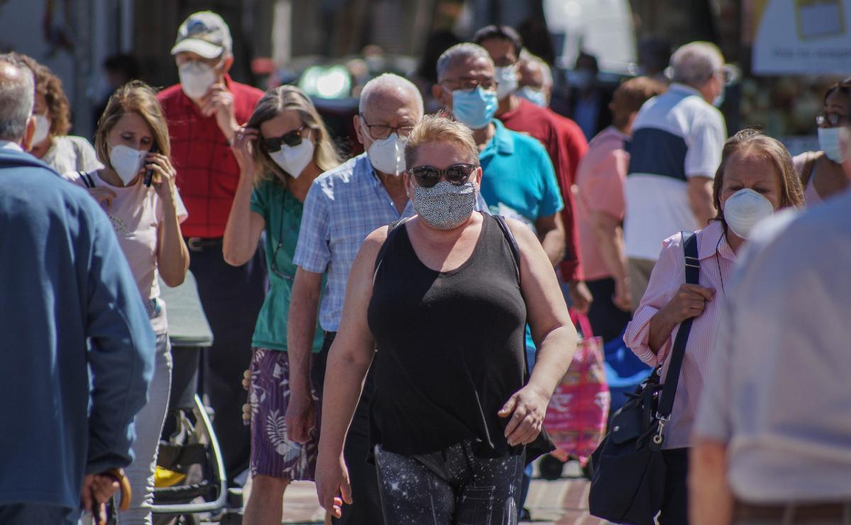 Lo que la OMS dice sobre ómicron y el fin de la pandemia en Europa