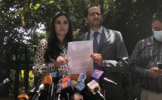 frida sofia denuncia enrique guzman - Frida Sofía interpone denuncia en contra de su abuelo Enrique y su mamá