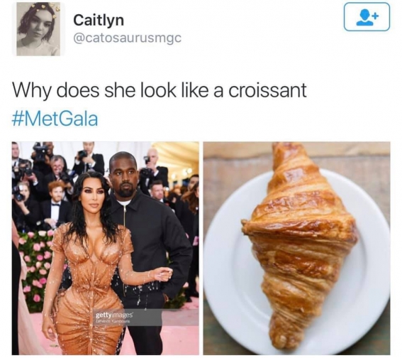kim_kardashian_croissant.jpg