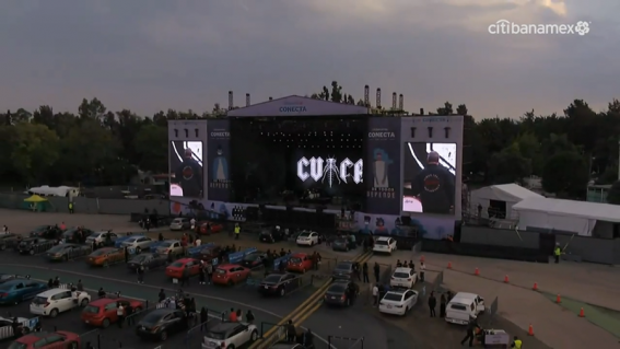 cuca - La Cuca se luce con sus fans y brilla en autoconcierto