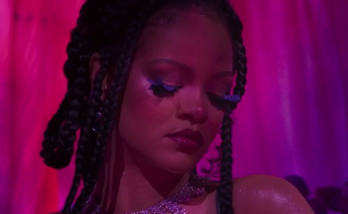 Rihanna presume cuerpazo en nuevo video para su colección de lencería