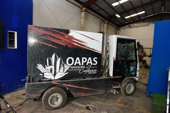 Camioneta sanitizante comprada por la administración de Durán Reveles