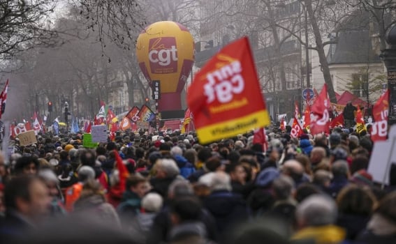 francia-protestas-pensiones-.jpg